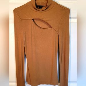 International Concepts, Medium Top